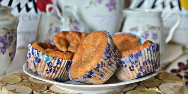 творожные маффины с вяленой клюквой и отрубями