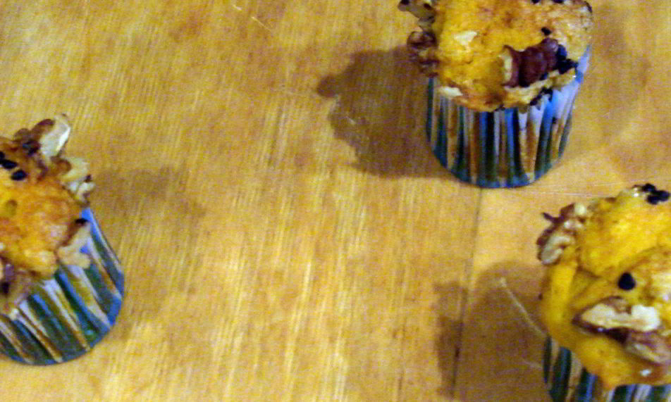 Рецепт тыквенные маффины с грецкими орехами и кефиром