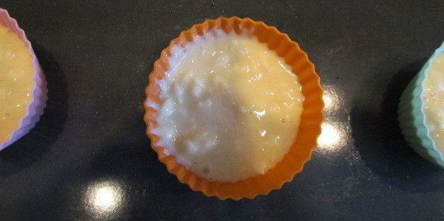 закусочные маффины с сырками и чесноком