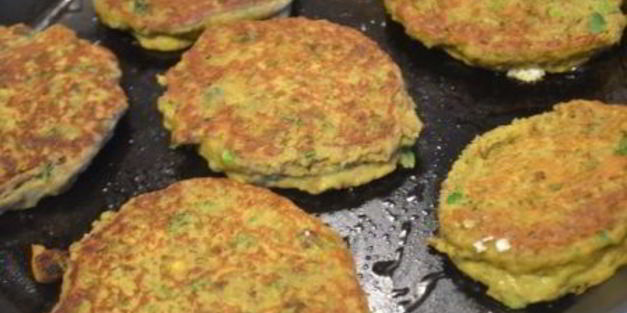 чечевичные оладушки под вкуснейшим чесночным соусом