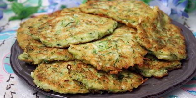 кабачковые оладьи с плавленным сыром