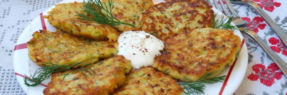 Кабачковые оладьи с творогом