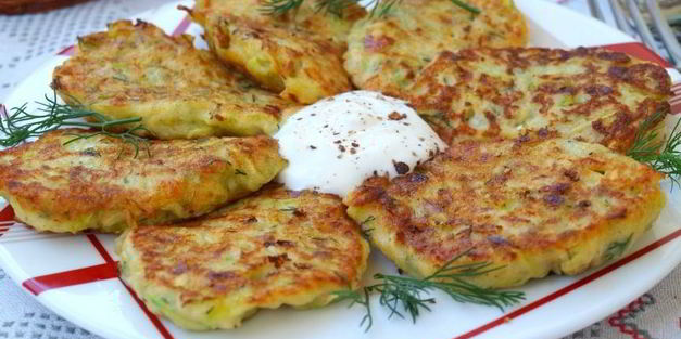 кабачковые оладьи с творогом