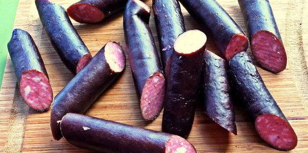 картофельные оладьи с колбасками