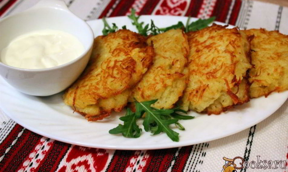 Рецепт картофельные оладьи с сыром