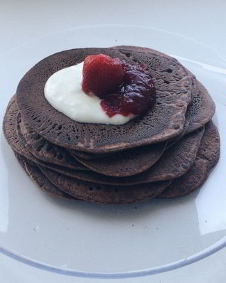 Кефирные оладушки с черемуховой мукой