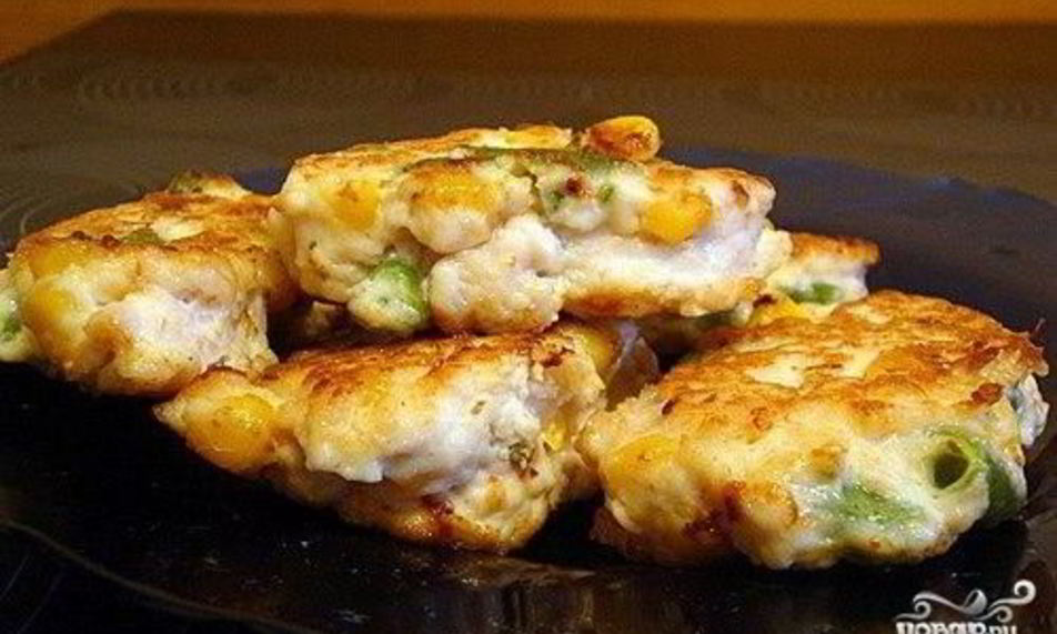 Рецепт куриные оладьи с кукурузой