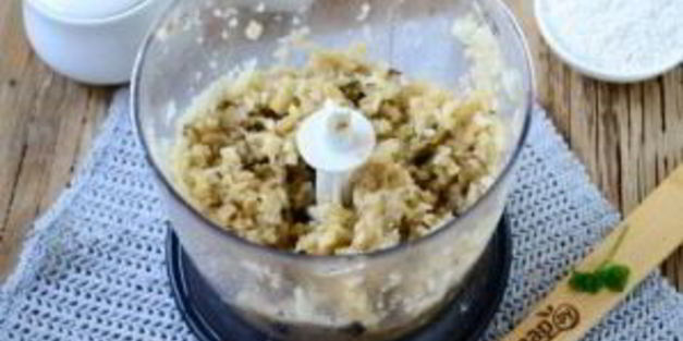 оладьи из баклажанов и картофеля