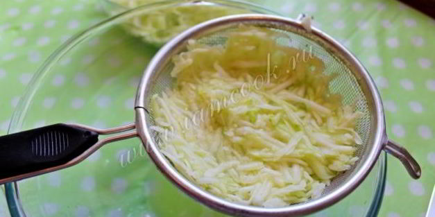 оладьи из кабачка и цветной капусты