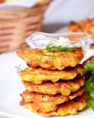 Оладьи из курицы и кукурузы