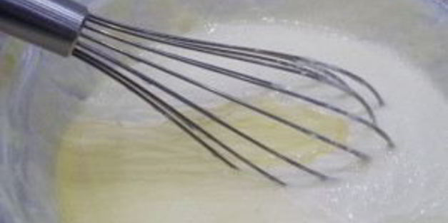 оладьи из муки и манки