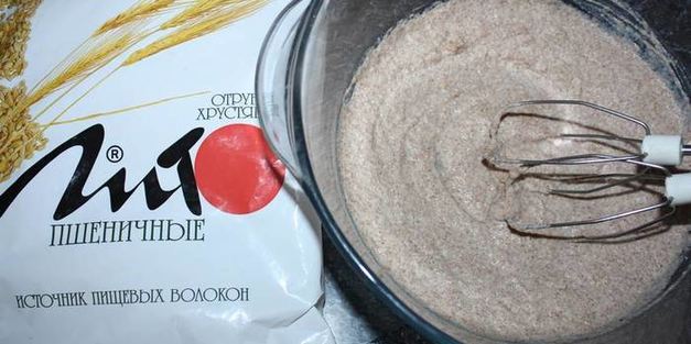 оладьи из отрубей с зеленью и творожной икрой