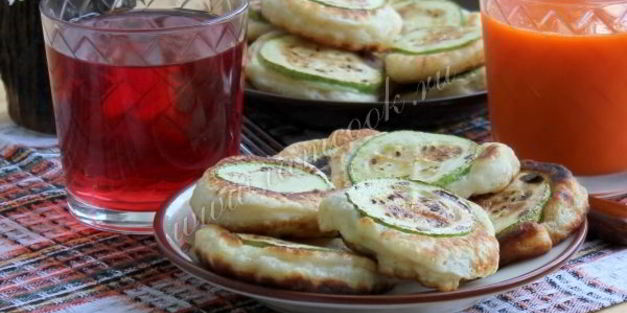 оладьи с кабачками кружками