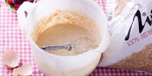 оладьи с овсяными отрубями и малиной