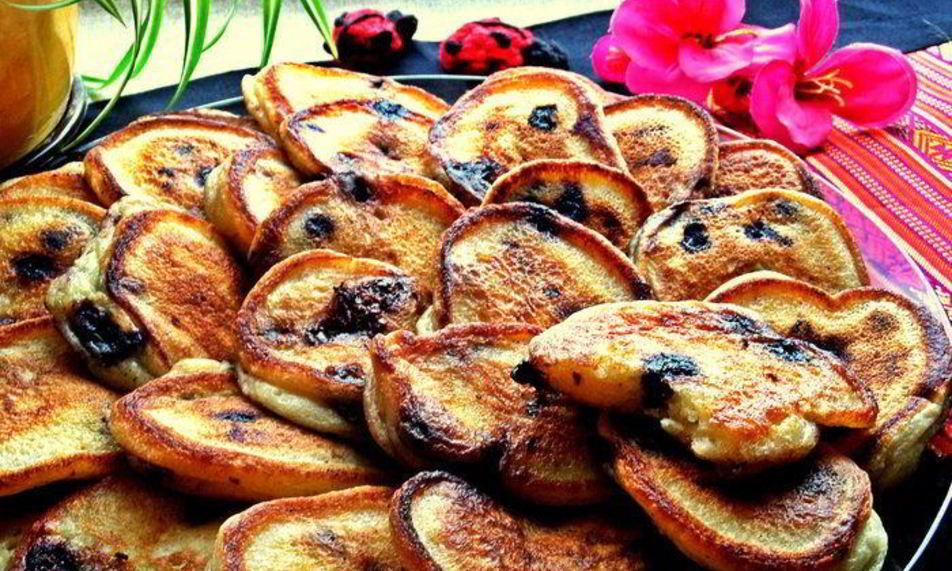 Рецепт оладьи с шоколадно-ягодной добавкой