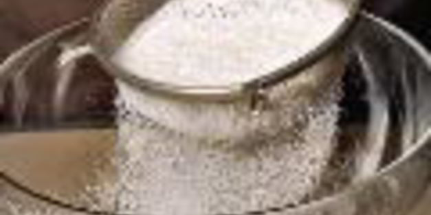 оладьи с соусом из изюма