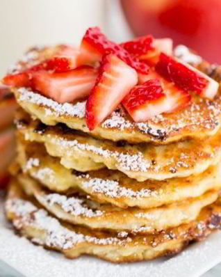 Оладьи с творогом и изюмом