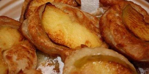 оладьи с яблоками
