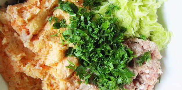 овощные оладьи с мясом