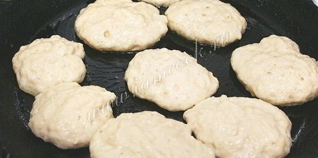 постные оладьи с яблоками