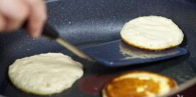 пышные оладушки на дрожжах