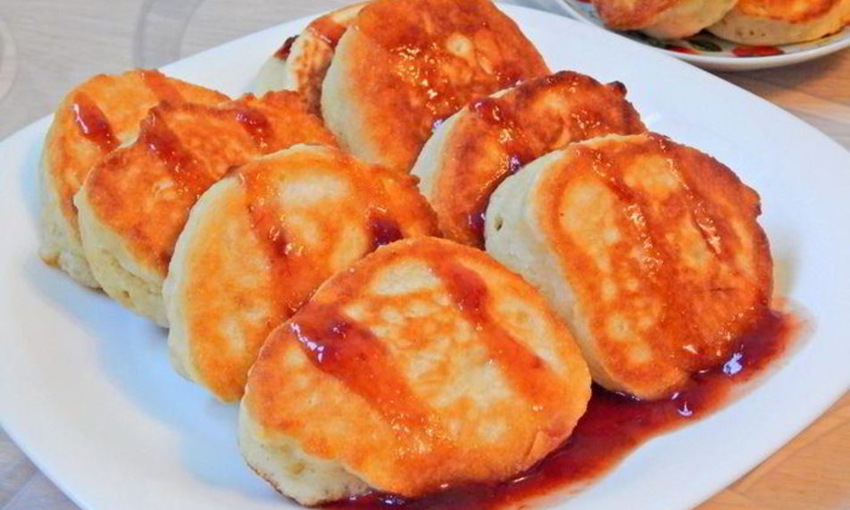Рецепт пышные оладушки с манной крупой