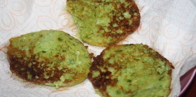 весенние кабачковые оладьи с сыром сулугуни самые любимые