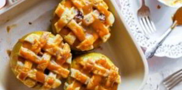 печеные яблоки в тесте