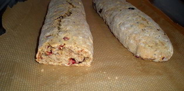 бискотти с карамелизированной овсянкой и клюквой