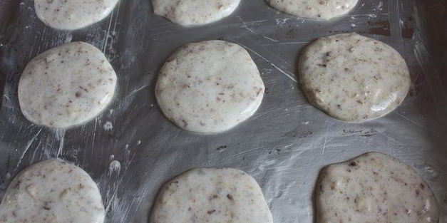 хрустящее орехово-овсяное печенье