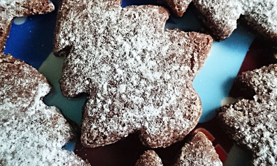 Рецепт корично-шоколадное новогоднее печенье