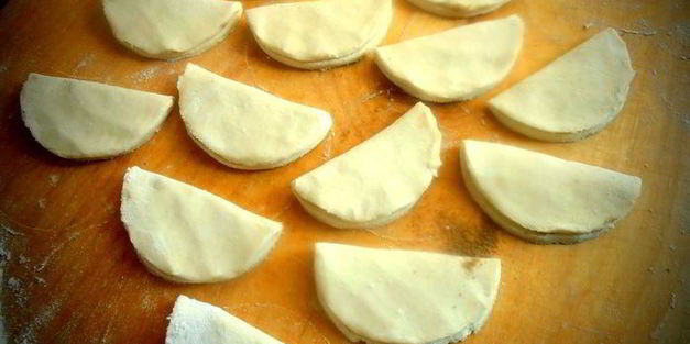 печенья гуси-лебеди с корицей из творожного теста