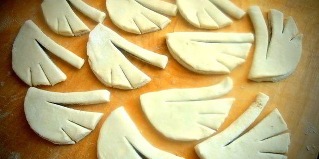 печенья гуси-лебеди с корицей из творожного теста