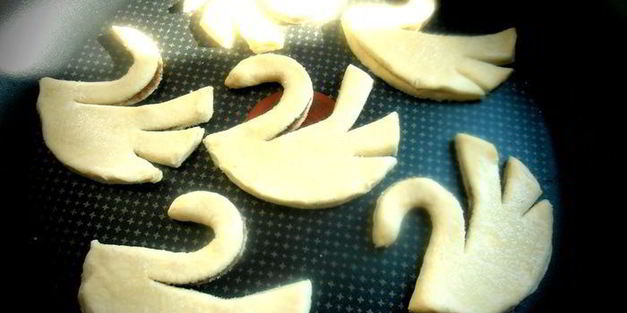 печенья гуси-лебеди с корицей из творожного теста