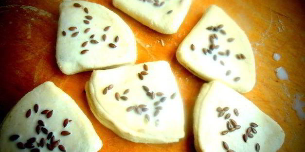 печенья гуси-лебеди с корицей из творожного теста