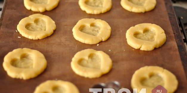 печенье с вареньем