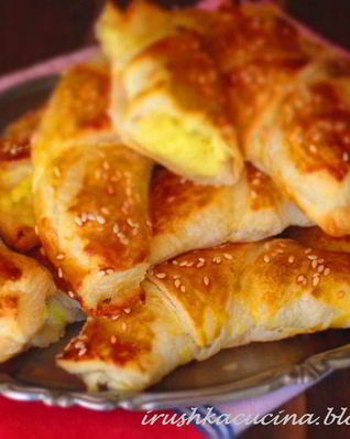 Рогалики с картофелем и моцареллой