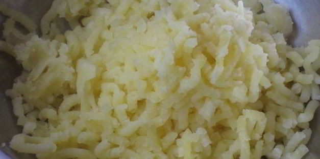 рогалики с картофелем и моцареллой