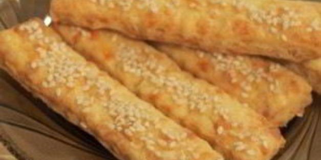 сырное печенье с кунжутом