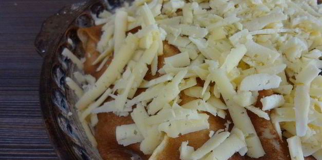 блинчатый пирог с курицей и грибами