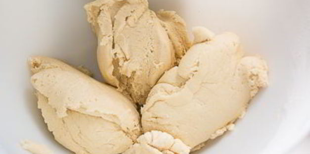 грушевый пирог со сливочным сыром