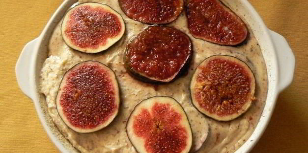 ореховый пирог с инжиром