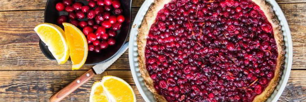 Песочный пирог с клюквой