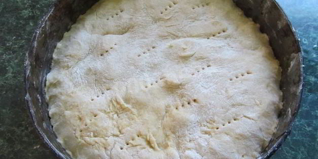 пирог с фруктами