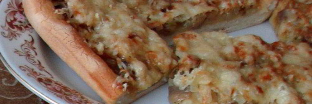 Пирог с грибами и сыром
