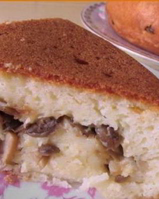 Пирог с грибами в мультиварке