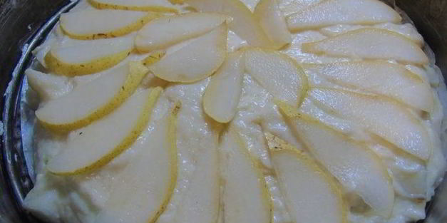 пирог с грушей без яиц