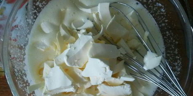 пирог с персиками