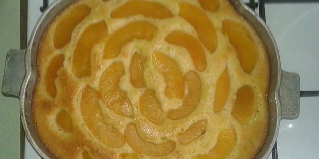 пирог с персиками