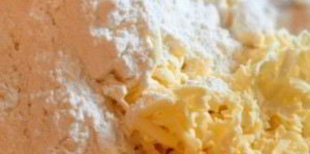 пирог с томатами и салатом